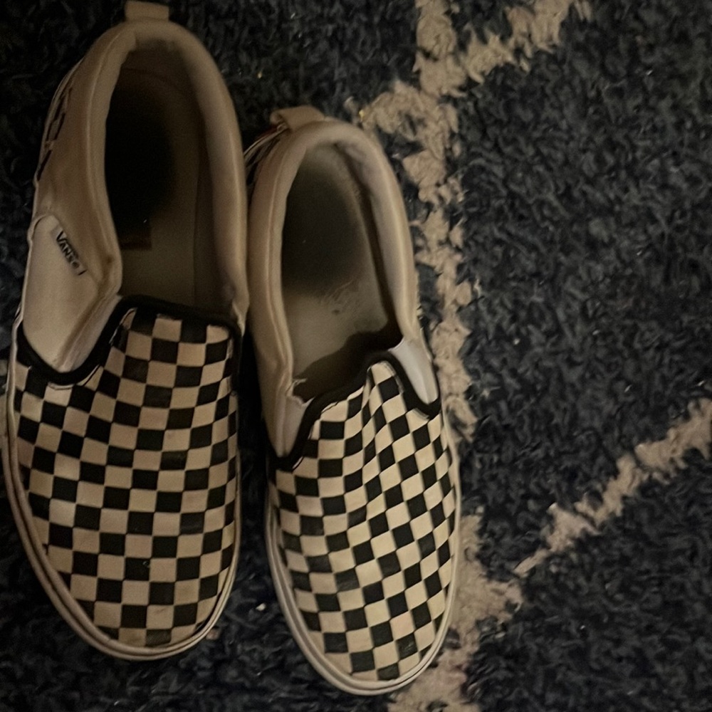 checkered vans